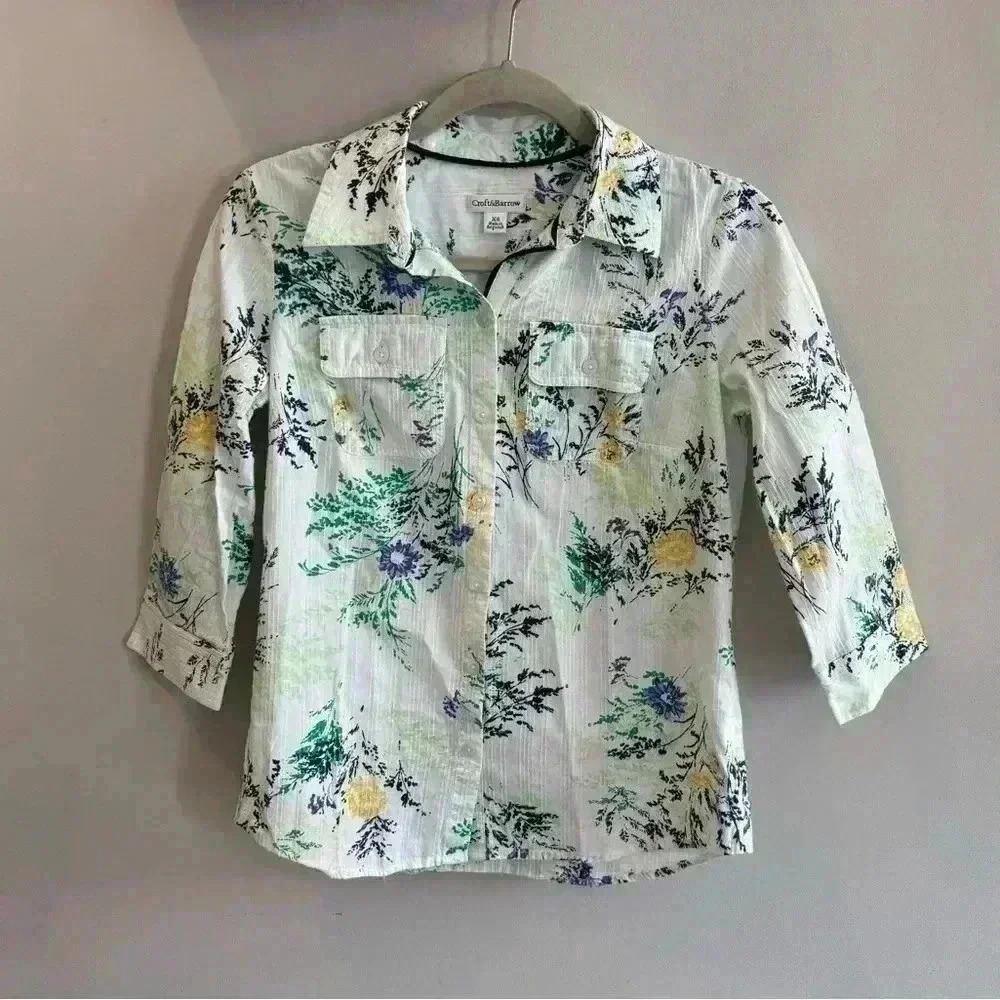 Croft & Barrow Floral Button Up